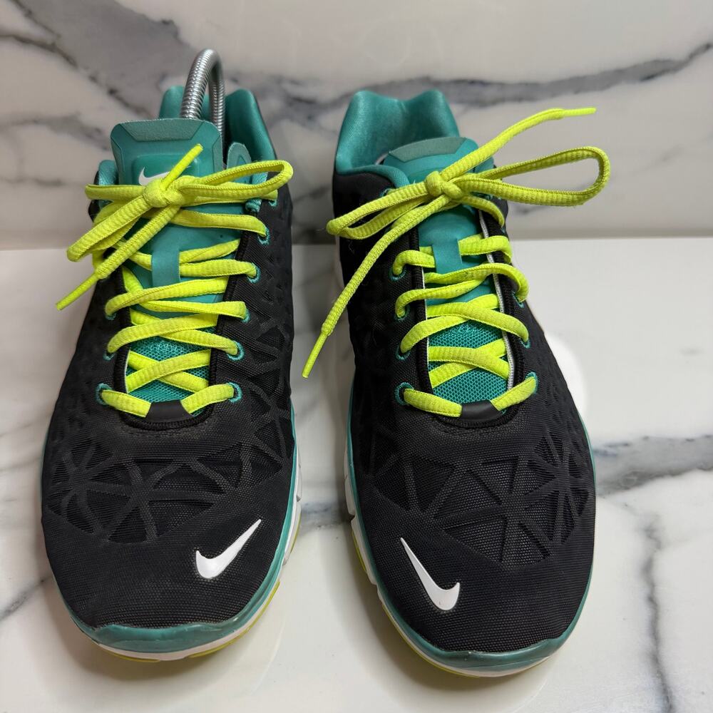 Nike Women's Black Free TR Fit 3 Sneakers Sz 9 Athlete Running Gym Casual - Picture 2 of 8
